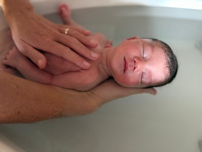 Bébé dans l'eau